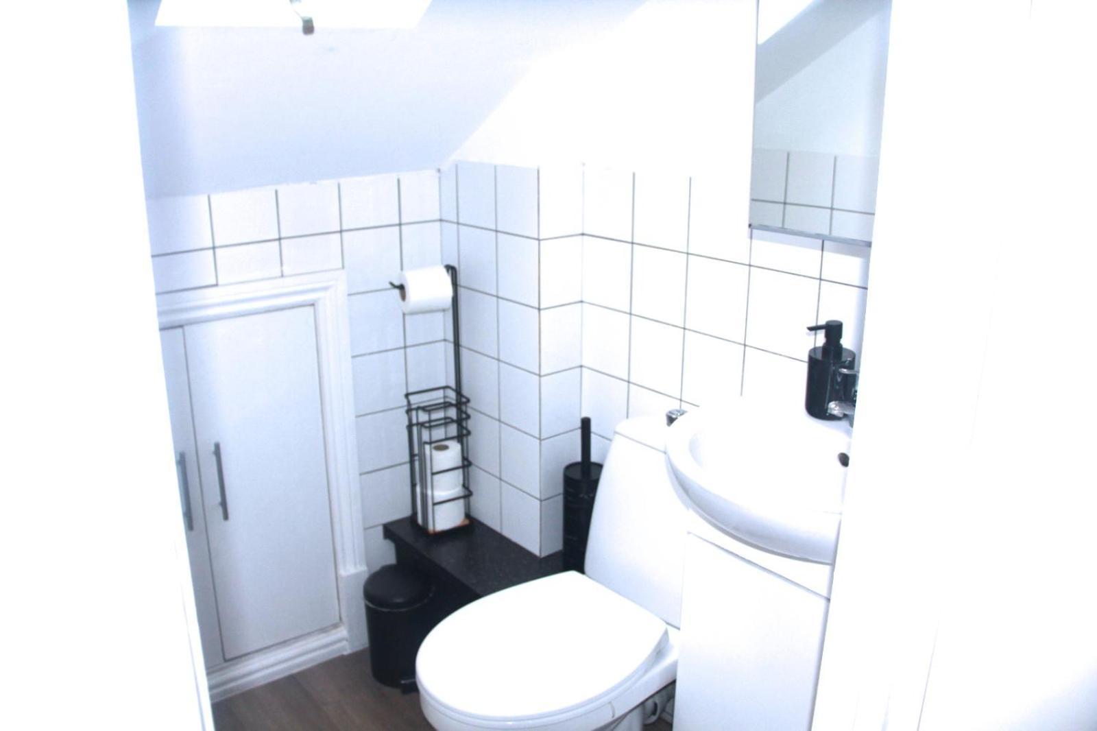 Qties Luxury Home London Bagian luar foto
