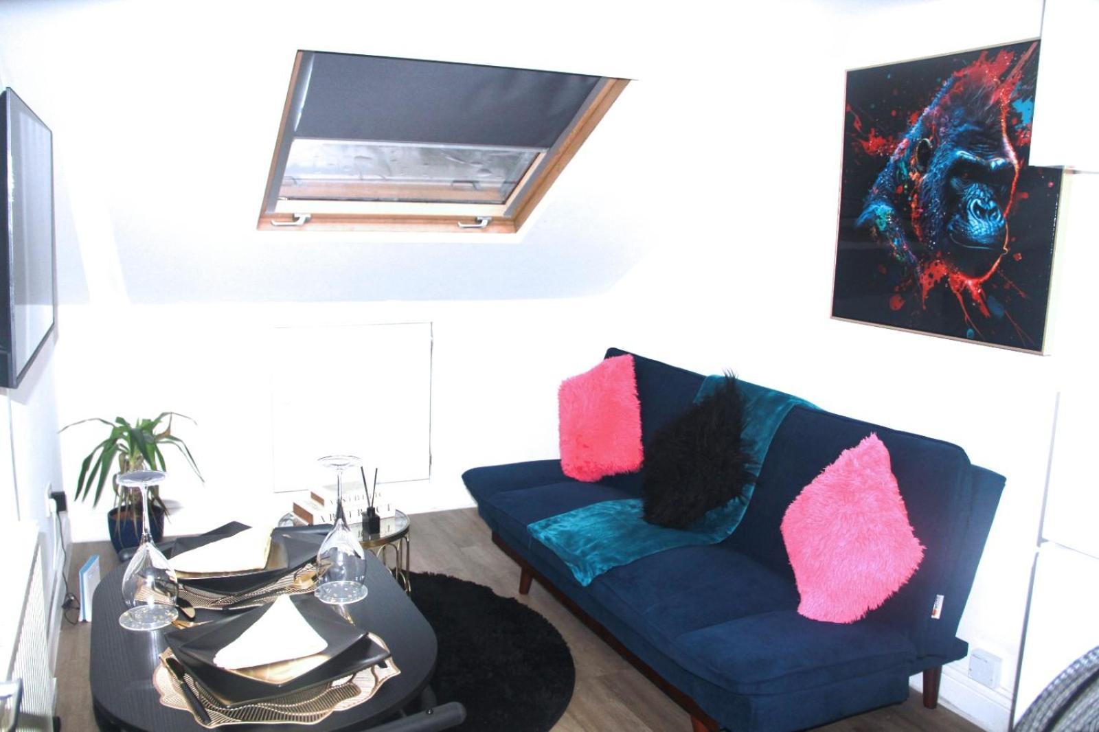 Qties Luxury Home London Bagian luar foto